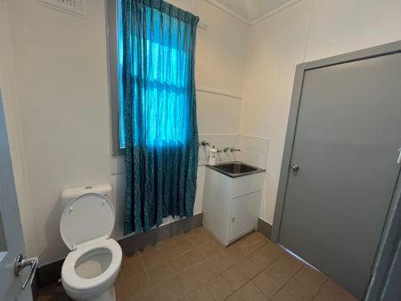 Studio Living - Photo 3