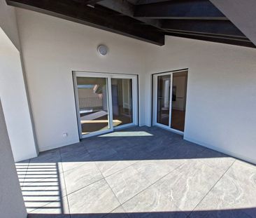 Grand appartement de 4,5 pièces sous les combles et proche de la gare - Foto 6