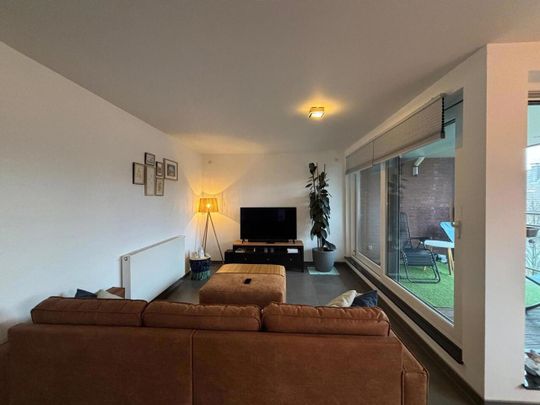 Appartement - Te huur - Photo 1