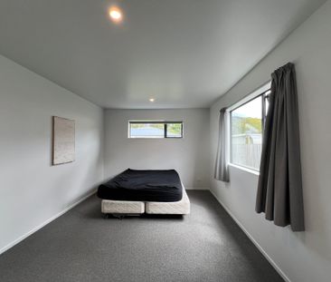 Wainuiomata 3 Bedrooms - Photo 4