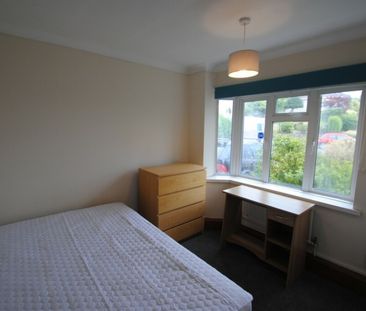 Student house on Langside Avenue - Photo 4