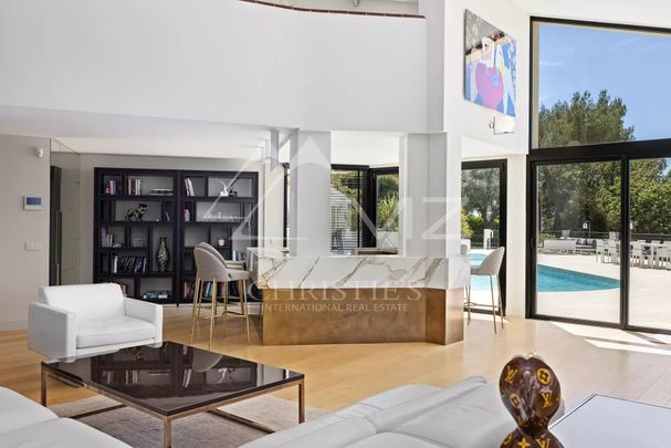 MOUGINS RESIDENTIEL - VUE COLLINES ET VILLAGE - Photo 1