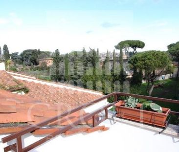 Attic-Aventino: Semi Furnished 2 bedroom, 1 bath, little balcony, p... - Photo 6