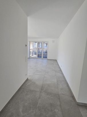 **Modern, Geräumig, Familiär: Das ideale Zuhause für Jedermann !** - Photo 1