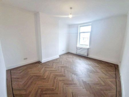 Regent Road, Gosforth, Newcastle upon Tyne, Tyne and Wear, NE3 1ED - Photo 2