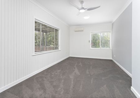 Home For Rent - Photo 3