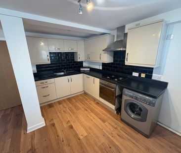 Grove Place, Morriston, Swansea, SA6 6QB - Photo 3