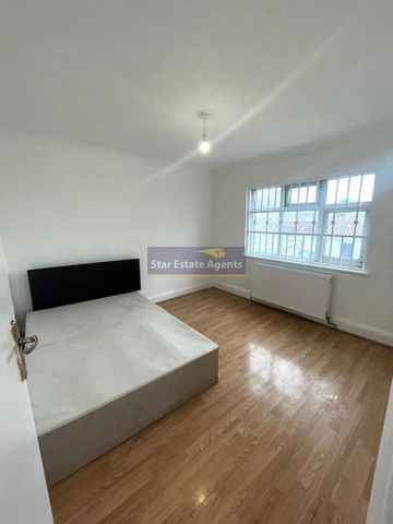 5 bedroom house to rent - Photo 2
