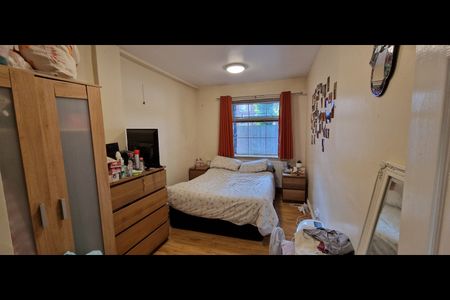 2 Bed Flat, Bennett Road, LS6 - Photo 5