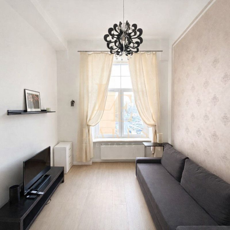 Metro Świętokrzyska | Oddzielna kuchnia | Piwnica - Photo 1