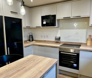 6 bedroom semi-detached house to rent - Photo 4