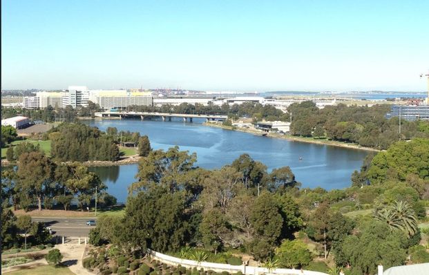 3 Bedroom Penthouse in Wolli Creek with Panoramic View - Photo 1