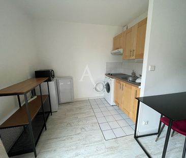 Location Appartement 1 pièce 26m² - Photo 3