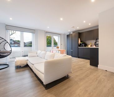 Holden Road, Finchley, London, N12 7DN - Photo 2