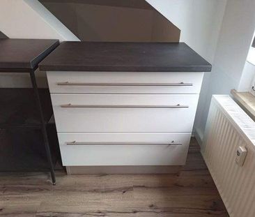 Chice 3 Raum Dachgeschosswohnung Zwickau Marienthal ab sofort zu ve... - Photo 1