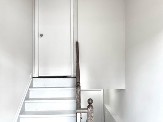 For Lease - 44 Moir Crescent Unit# Lower Level, Barrie, Ontario - Photo 1