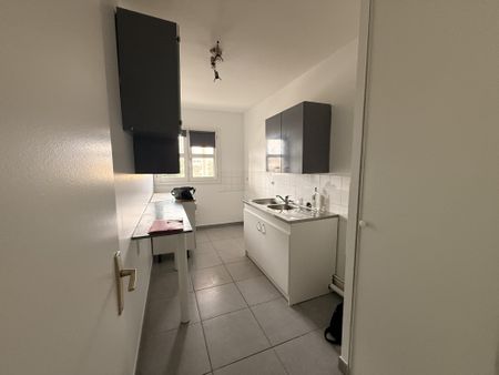 Location Appartement 2 pièces 55m² PESSAC 33600 - Photo 2