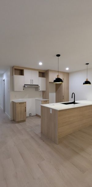 5 1/2 MAINTENANT OU JUILLET - 1238$ - Photo 1