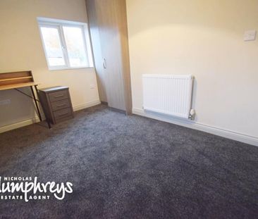 4 bedroom semi-detached house to rent - Photo 5