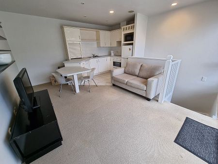 One Above The Rest - Photo 4