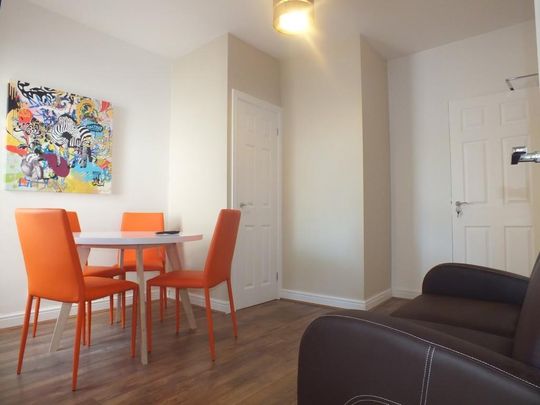 1 bedroom in a house share to rent - Photo 1