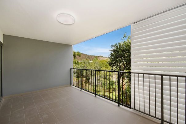 TRANQUIL LIVING IN THIS SPACIOUS AND MODERN 1 BEDROOM APARTMENT - Photo 1