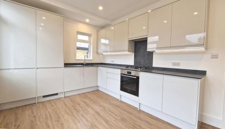 3 bedroom maisonette to rent - Photo 5