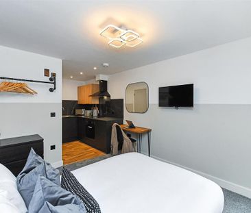 Studio to rent - Photo 6