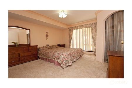 Spacious Family Home Now Available - Photo 5