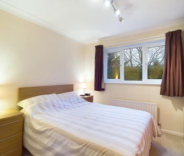 3 bedroom semi-detached house to rent - Photo 6