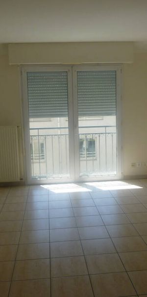 Location appartement 2 pièces 45.65 m² à La Roche-sur-Yon (85000) - Photo 1