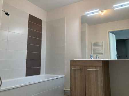 Location Appartement 3 pièces 66m² TOULOUSE 31200 - Photo 4