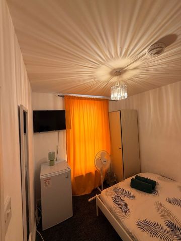 Room in a Shared House, Mossford St, E3 - Photo 2