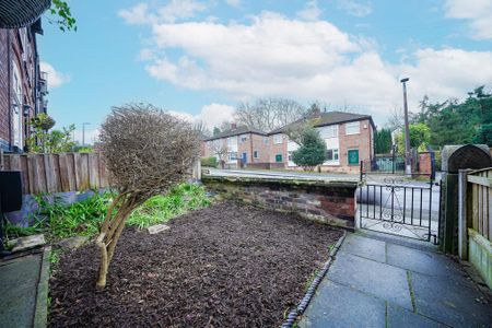 2 bedroom terraced house to rent - Photo 4