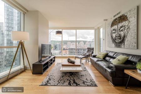 Furnished apartment in downtown Montreal - Photo 3