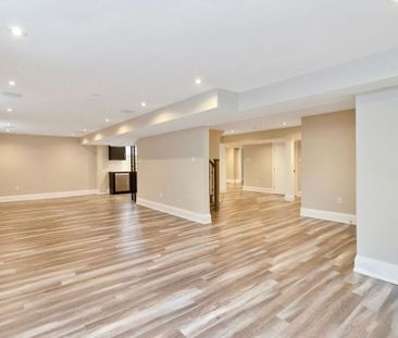 For Lease - 2068 Mississauga Road, Mississauga, Ontario - Photo 2