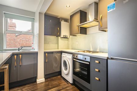 Rent Montgomery Terrace Road, Netherthorpe, S6 £950pcm - Photo 2