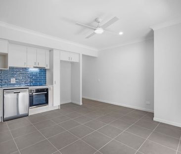 The Ideal Unit with a Yard! - Photo 3