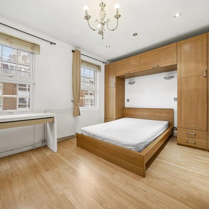 Studio to rent - Photo 1