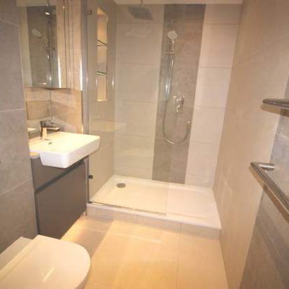 2 bedroom property to rent in London - Photo 1