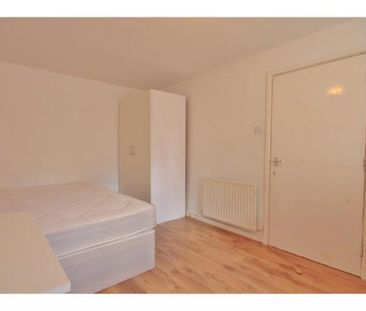 6 bedroom terraced house to rent - Photo 5