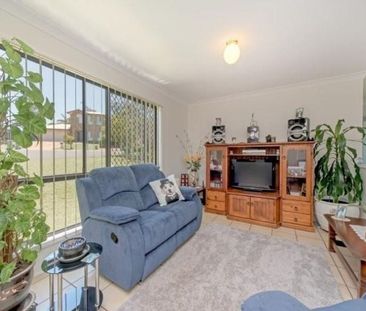 6 Lyness Ct Wilsonton Heights - Photo 1