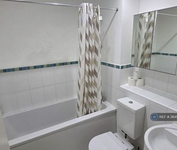 3 bedroom semi-detached house to rent - Photo 6