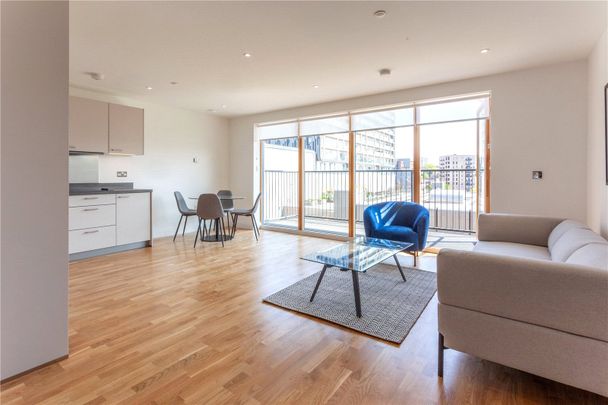 Golding Lodge, SE18 6ZS - Photo 1