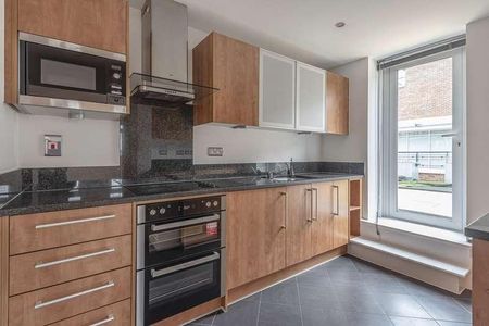 Garland House, Royal Quarter, Seven Kings Way, Kingston, KT2 - Photo 5