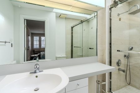 For Lease - 47 Maxwell Avenue Unit# MainSecondFloors, Toronto, Ontario - Photo 3