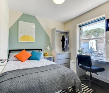 6 bedroom house to rent - Photo 2