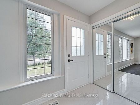 For Lease - 24 Gable Place Unit# Main, Toronto, Ontario - Photo 4