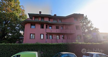 Stanza singola con posto auto a Monza - Photo 4