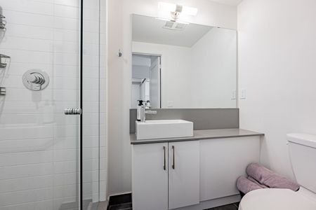 For Lease - 27 Bathurst Street Unit# 409w, Toronto, Ontario - Photo 5